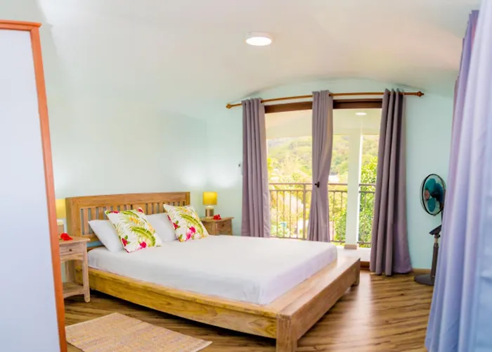 Spacious With Sea View, Au Cap, 124 M² Appartement
